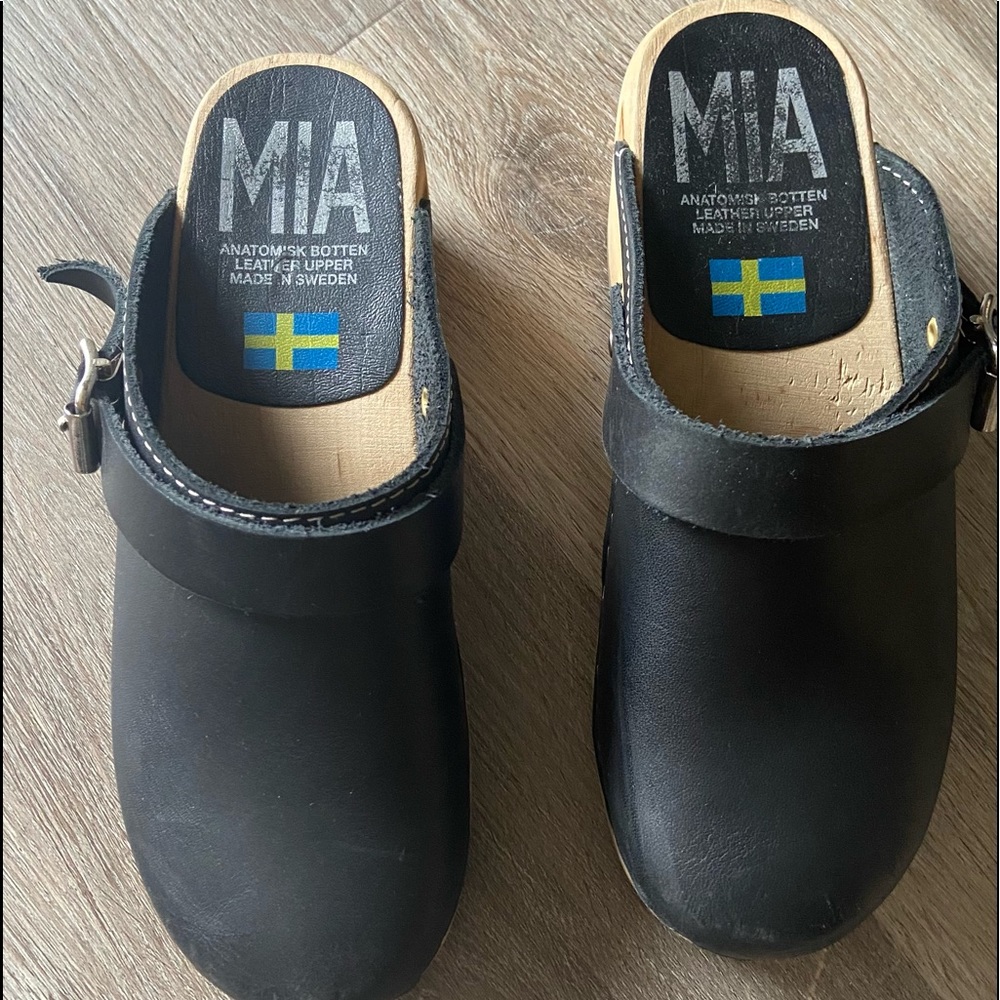 Mia Alma Clogs